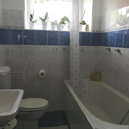 Center Blue Sky House Гостевой дом