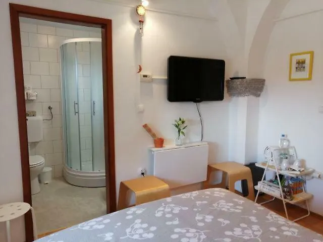 Center Blue Sky House